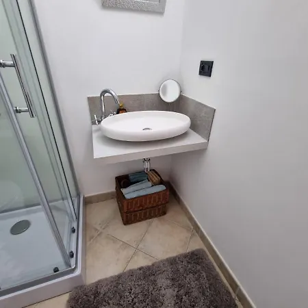 Guest house Elisabeth House 3*