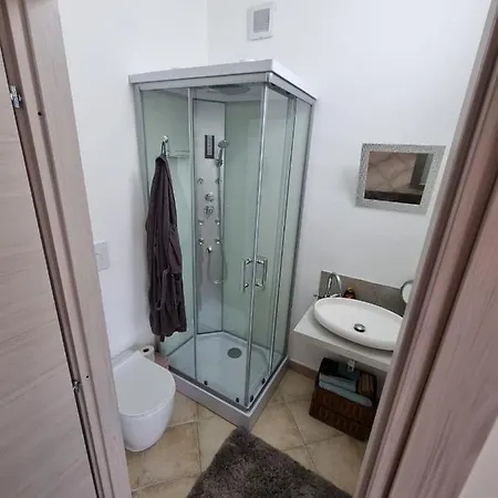 Guest house Elisabeth House 3*